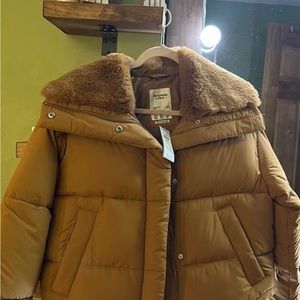New Abercrombie puff jacket